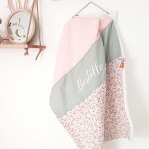 Petite Couverture Modèle Fleuri Rose Et Curry Rose Pale Gris Clair