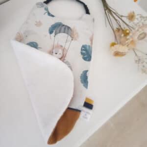 Serviette élastiq Lions Et Montgolfières Et Camel (3)