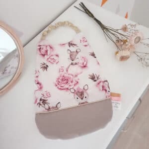 Serviette élastiquée Faons Et Pivoines Et Ficelle (1)