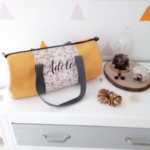 Sac Polochon Simili Jaune Fleuri Rose (3)
