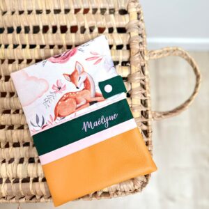 protège carnet de santé, faons et montgolfières et simili safran