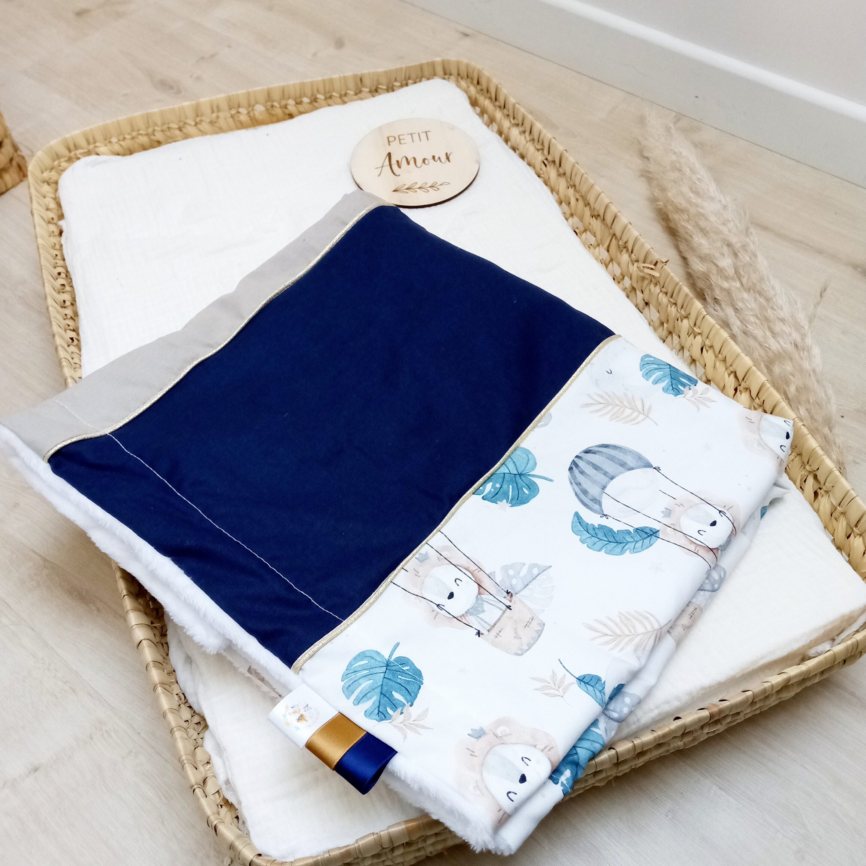 couverture, fleurs de sureau, crème et camel (copie)