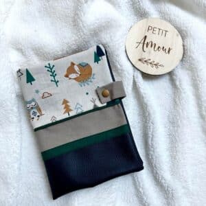 protège carnet de santé, coton engins de chantier et simili camel (copie)