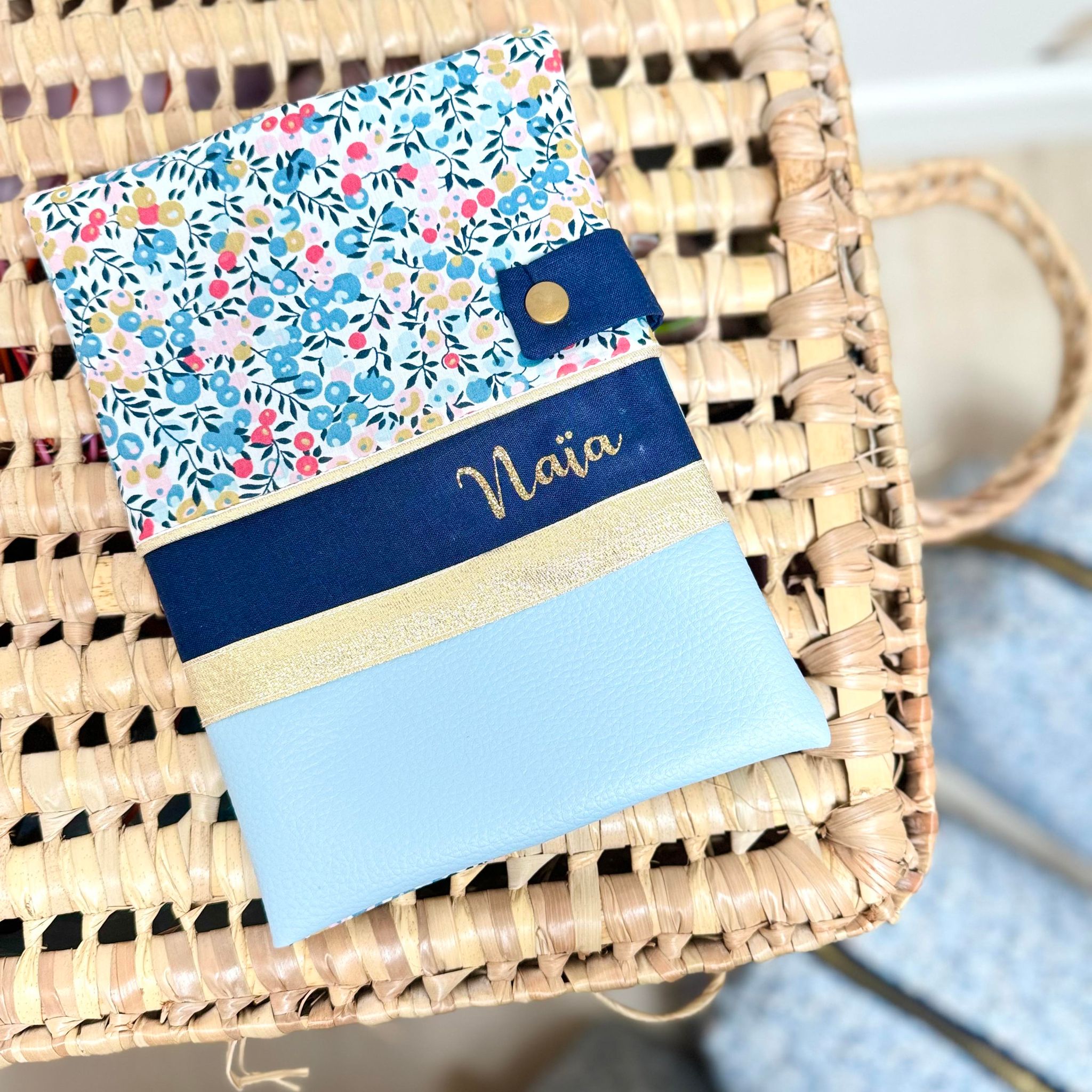protège carnet de santé, liberty poppy forest et simili kaki (copie)