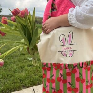 panier pour pâques, fleuri marine et uni corail (copie)