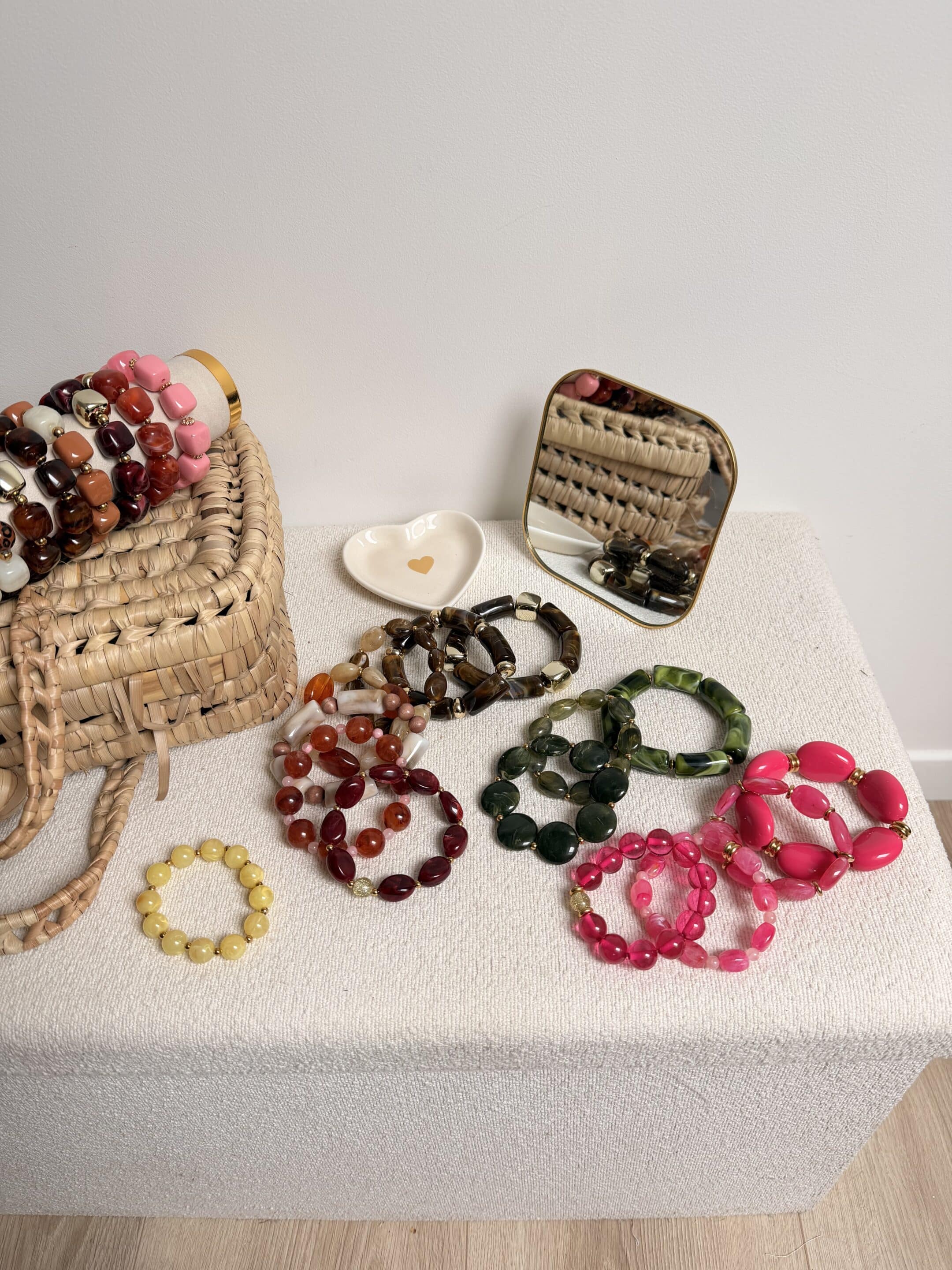 bracelet moyennes perles, rose blanc et doré (copie)